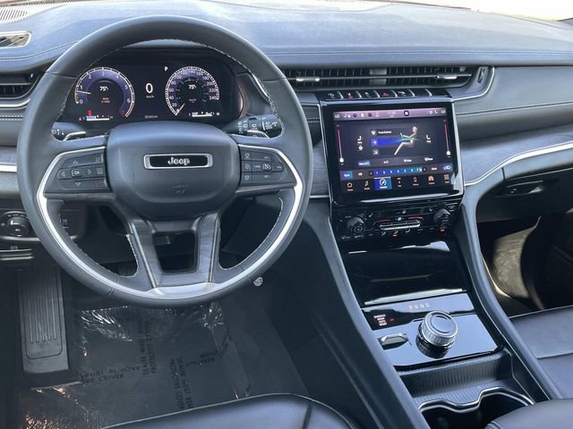 Used 2024 Jeep Grand Cherokee Limited AWD/4WD image 7
