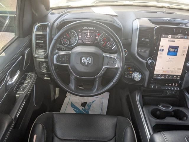 Used 2022 RAM 1500 Laramie AWD/4WD image 32