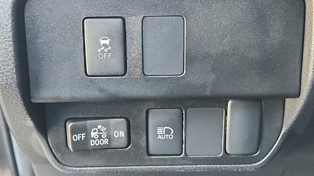 Used 2023 Toyota Tacoma SR AWD/4WD image 10
