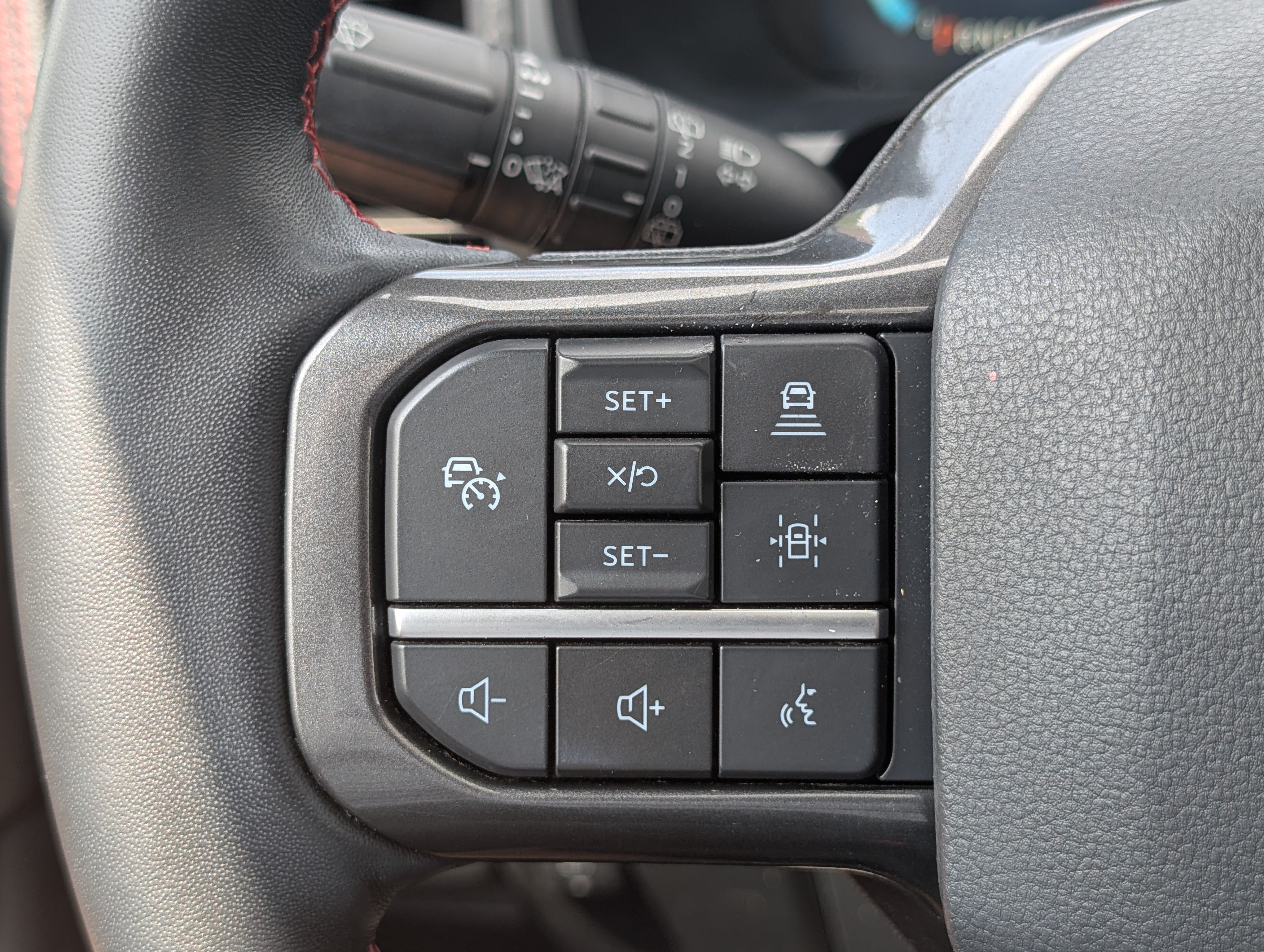 Certified 2023 Ford Expedition Limited AWD/4WD image 28