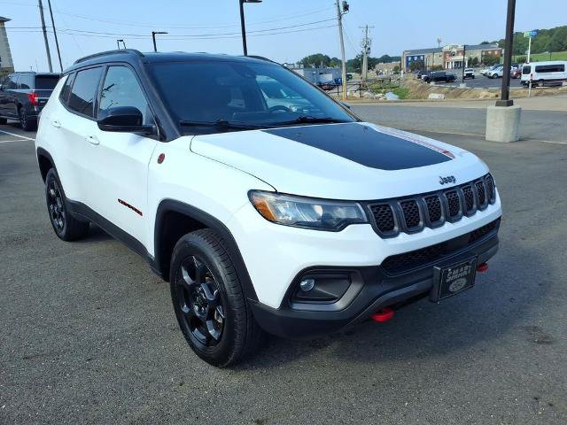 Used 2024 Jeep Compass Trailhawk AWD/4WD image 5