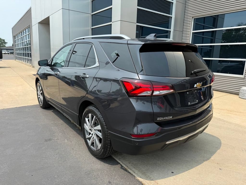 Used 2022 Chevrolet Equinox Premier w/ LPO, Floor Liner Package FWD image 9