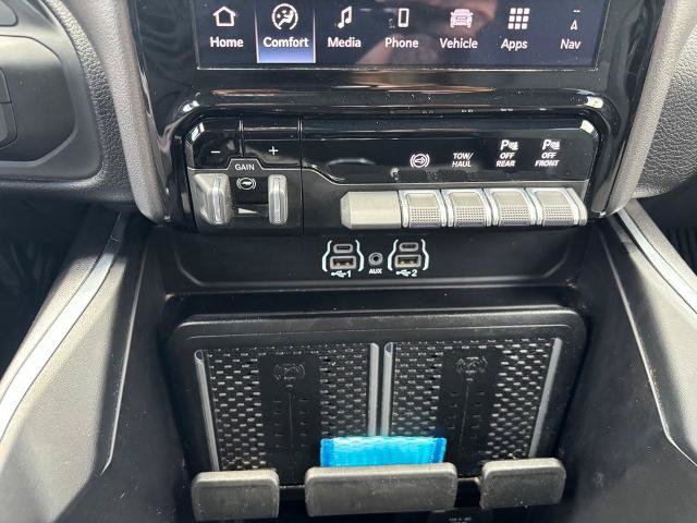 Used 2026 RAM 3500 Big Horn AWD/4WD image 21
