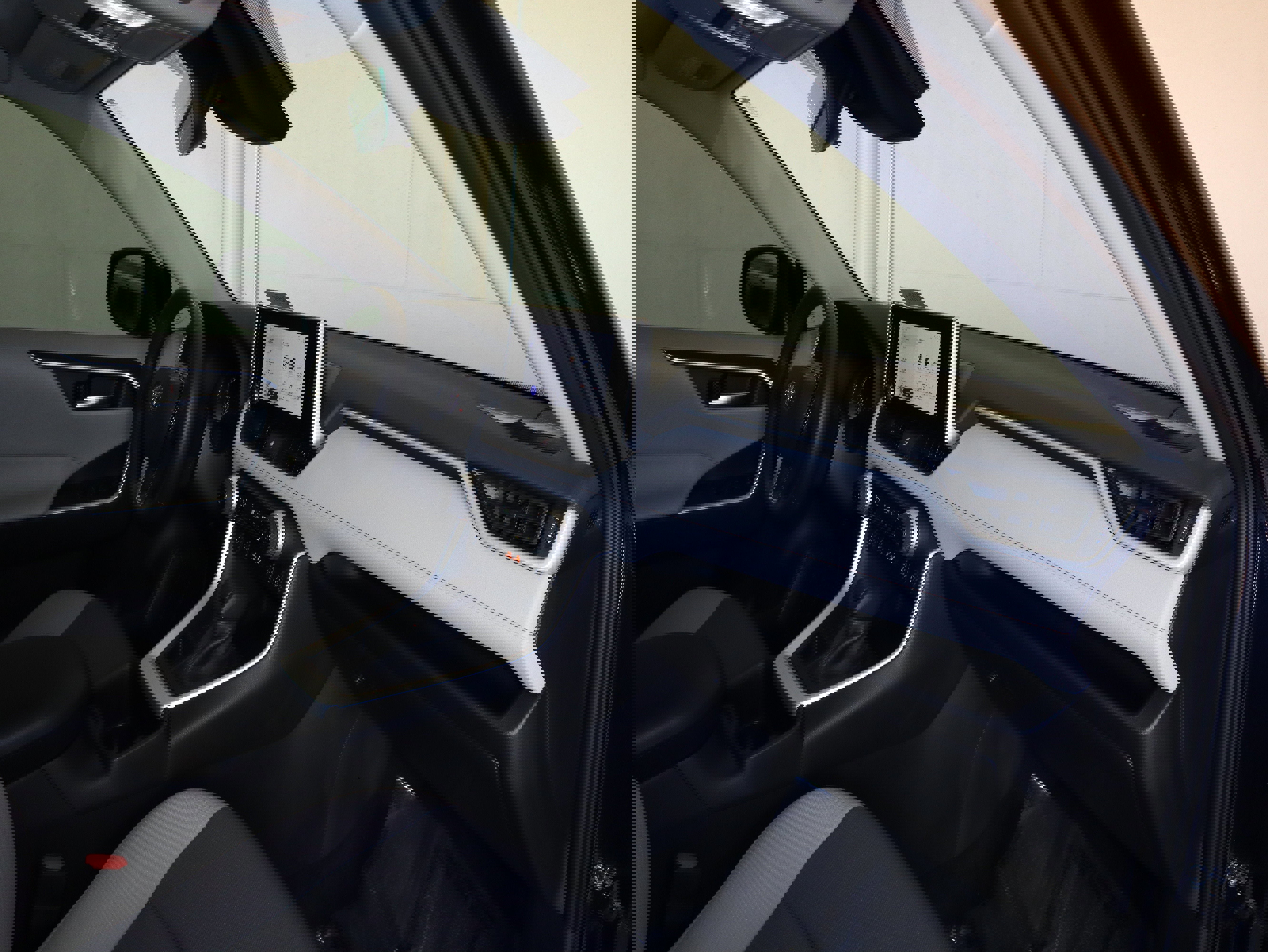 Used 2024 Toyota RAV4 XLE w/ Convenience Package image 39