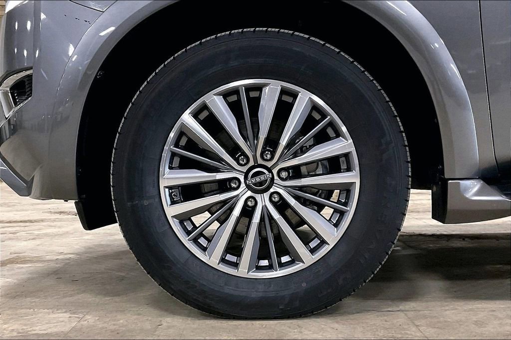 Used 2024 Nissan Armada SL image 11