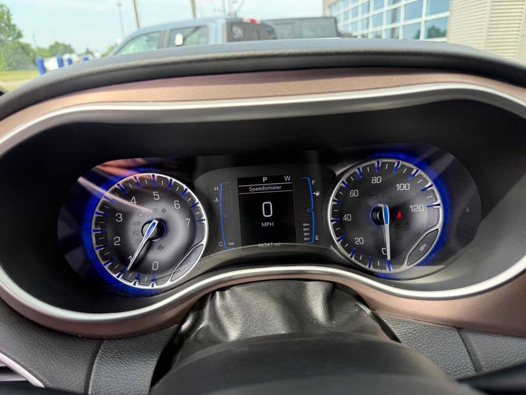 Used 2024 Chrysler Voyager LX FWD image 29