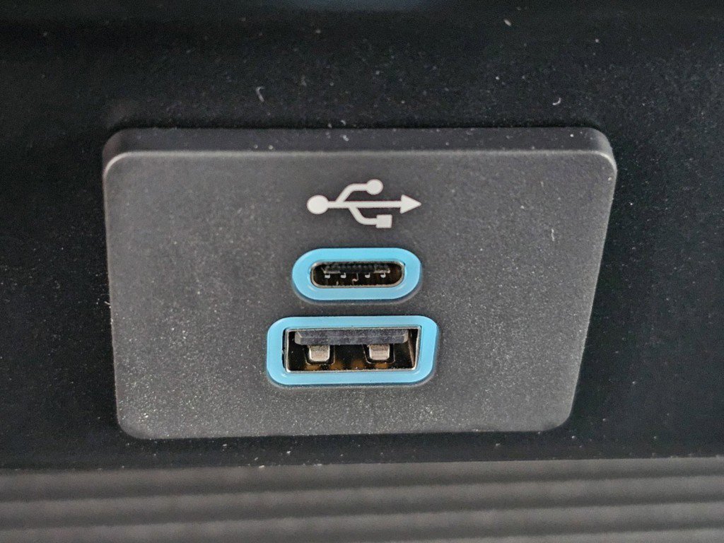 Certified 2024 Ford F350 Lariat w/ Sport Appearance Package image 35