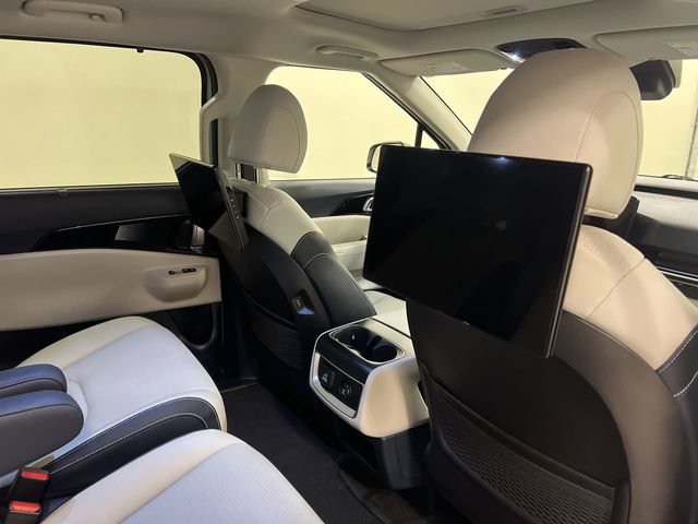 Used 2026 Kia Carnival SX Prestige FWD image 19