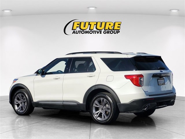 Certified 2022 Ford Explorer XLT w/ Equipment Group 202A image 6