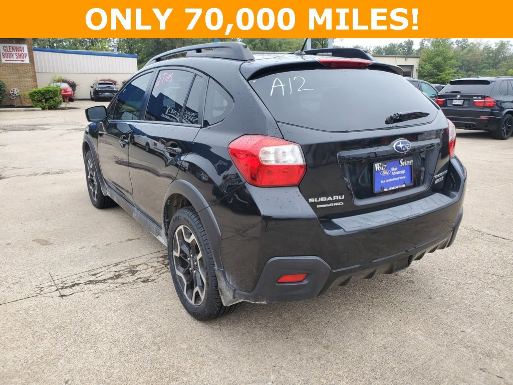 Used 2017 Subaru Crosstrek 2.0i Premium image 3