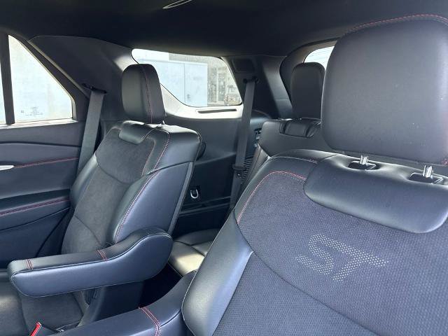 Certified 2025 Ford Explorer ST AWD/4WD image 9