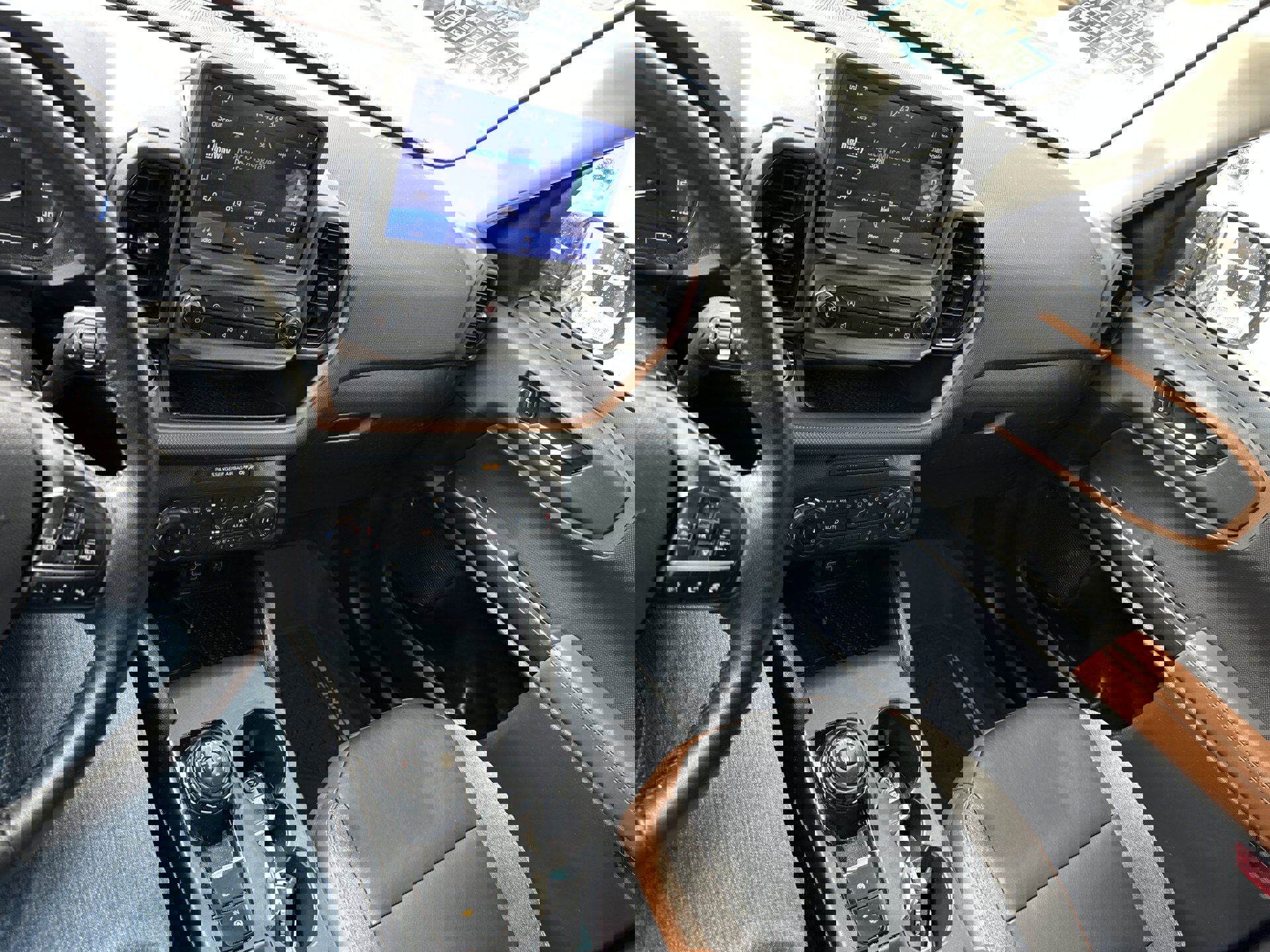 Certified 2023 Ford Bronco Sport Outer Banks w/ Tech Package image 12