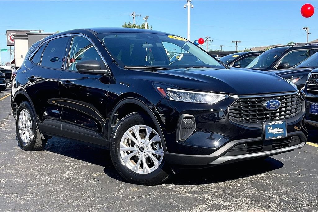 Certified 2023 Ford Escape Active AWD/4WD image 35