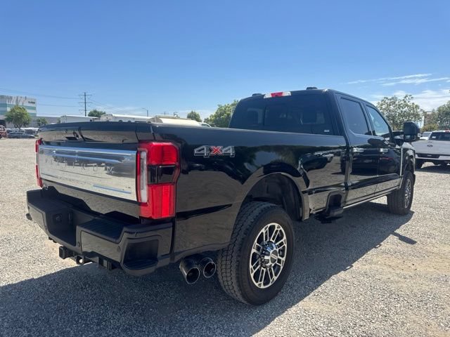 Certified 2025 Ford F250 Platinum w/ Platinum Plus Package AWD/4WD image 3