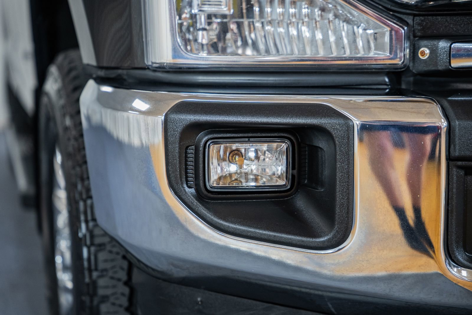 Certified 2021 Ford F250 XLT w/ XLT Premium Package image 14