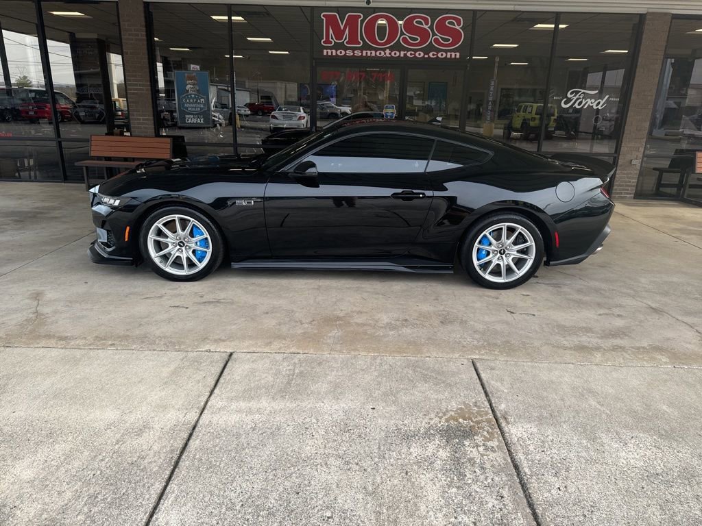 Certified 2024 Ford Mustang GT Premium image 2