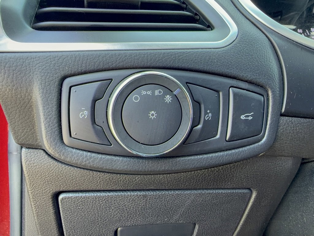 Certified 2017 Ford Edge Titanium w/ Equipment Group 302A image 28