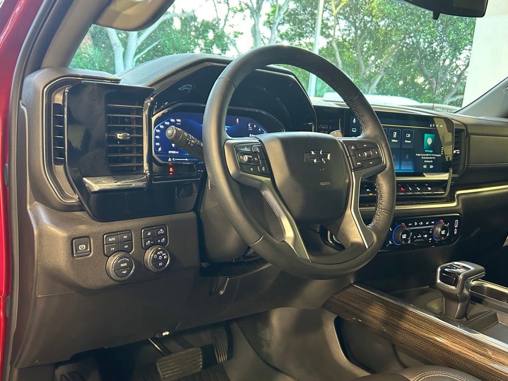 Used 2024 Chevrolet Silverado 1500 RST w/ Convenience Package II AWD/4WD image 30