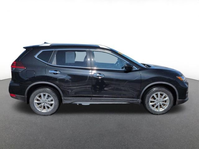 Used 2020 Nissan Rogue SV image 4