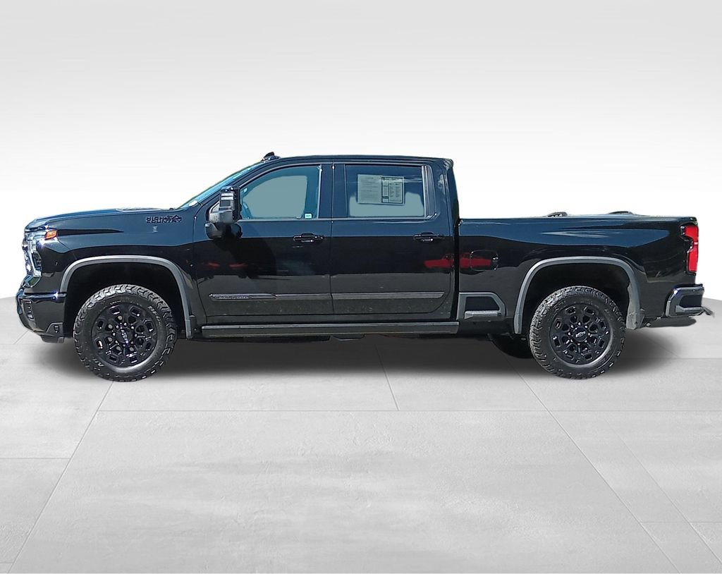 Used 2024 Chevrolet Silverado 2500 High Country w/ Midnight Edition AWD/4WD image 9