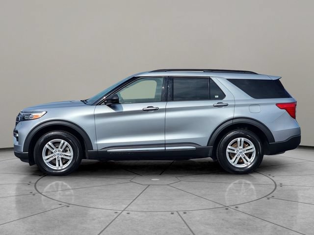Certified 2023 Ford Explorer XLT w/ Equipment Group 202A AWD/4WD image 9