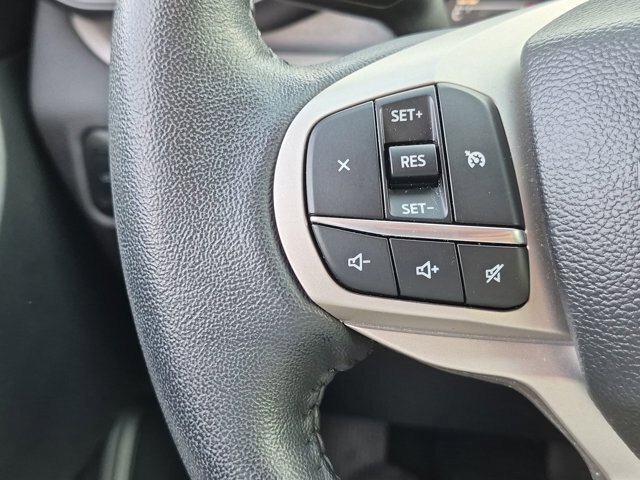 Certified 2023 Ford Explorer XLT RWD image 18