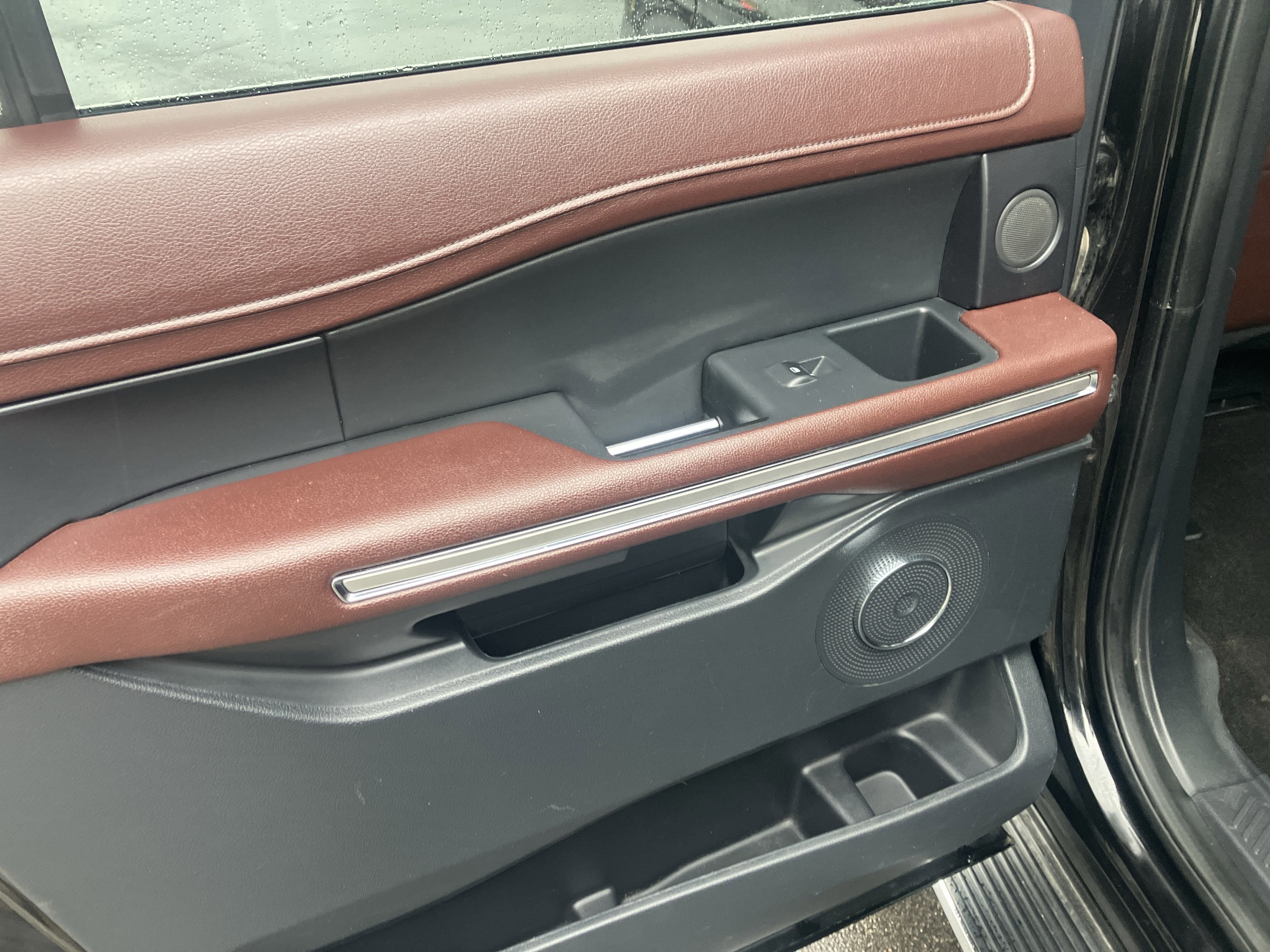 Certified 2022 Ford Expedition Max Limited image 15