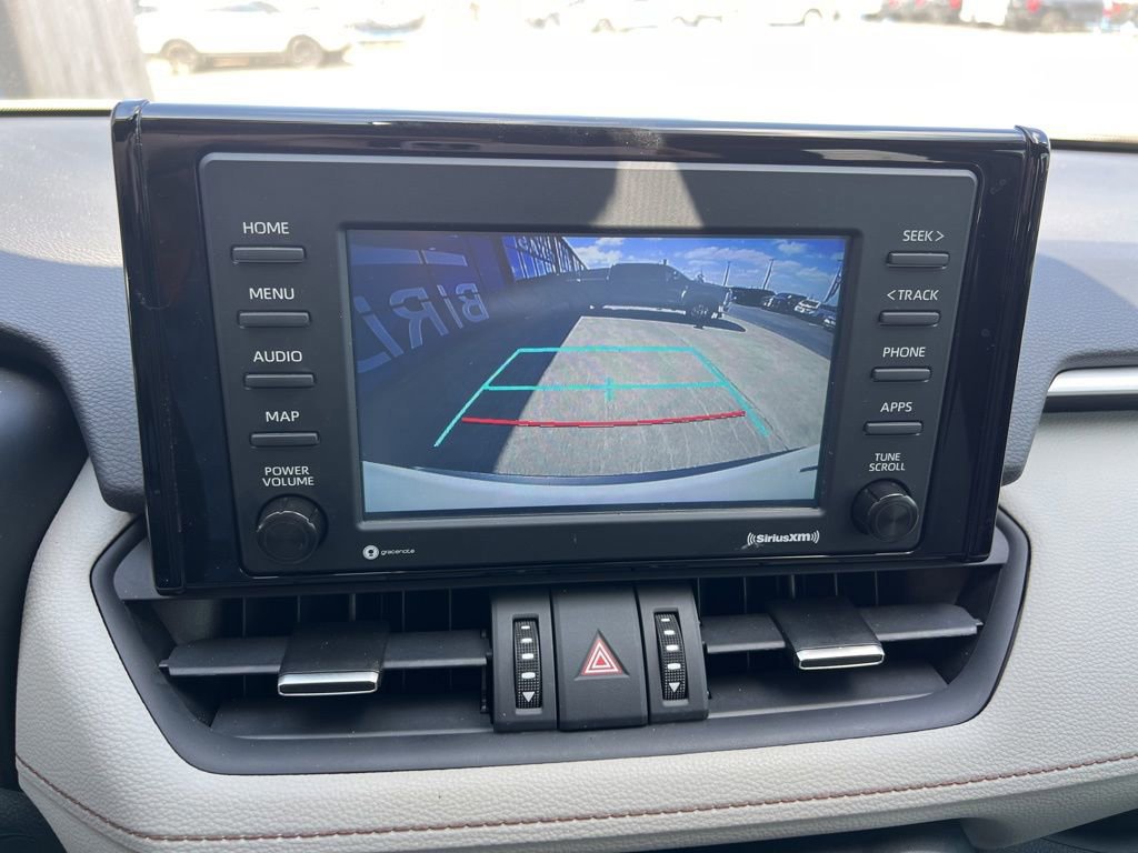 Used 2021 Toyota RAV4 XLE Premium image 32