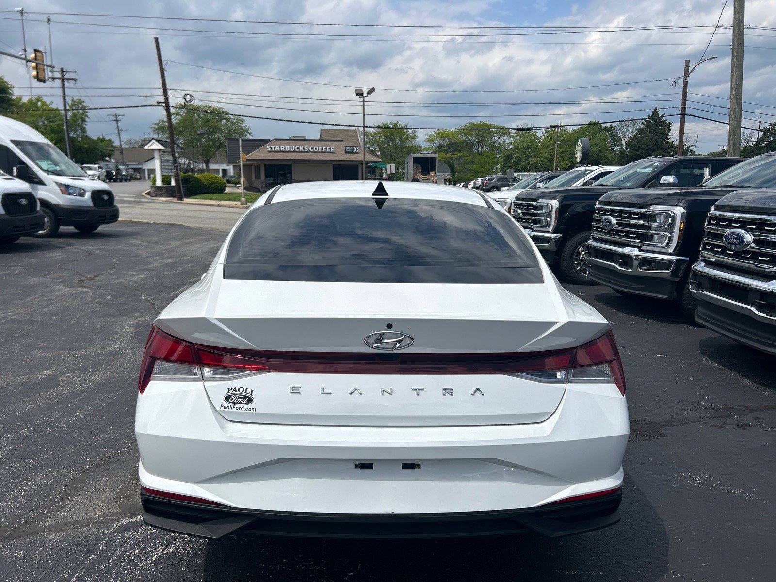 Used 2023 Hyundai Elantra SEL w/ Convenience Package FWD image 13
