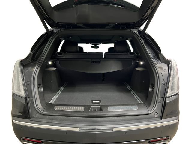Used 2023 Cadillac XT5 Sportv w/ Technology Package image 18