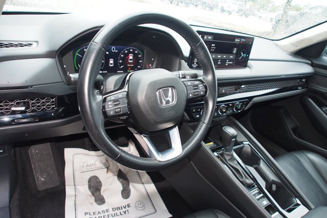Used 2024 Honda Accord Touring image 17
