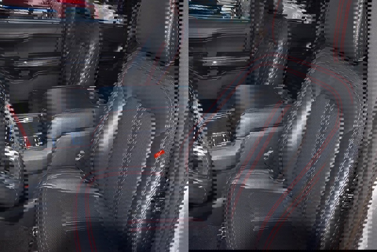 Certified 2024 Ford Expedition Limited image 34