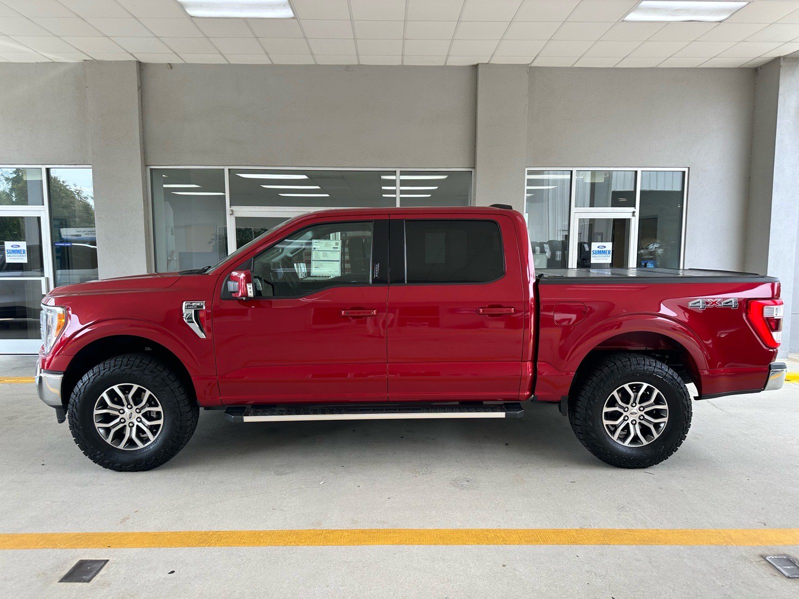 Certified 2022 Ford F150 Lariat w/ Trailer Tow Package AWD/4WD image 4