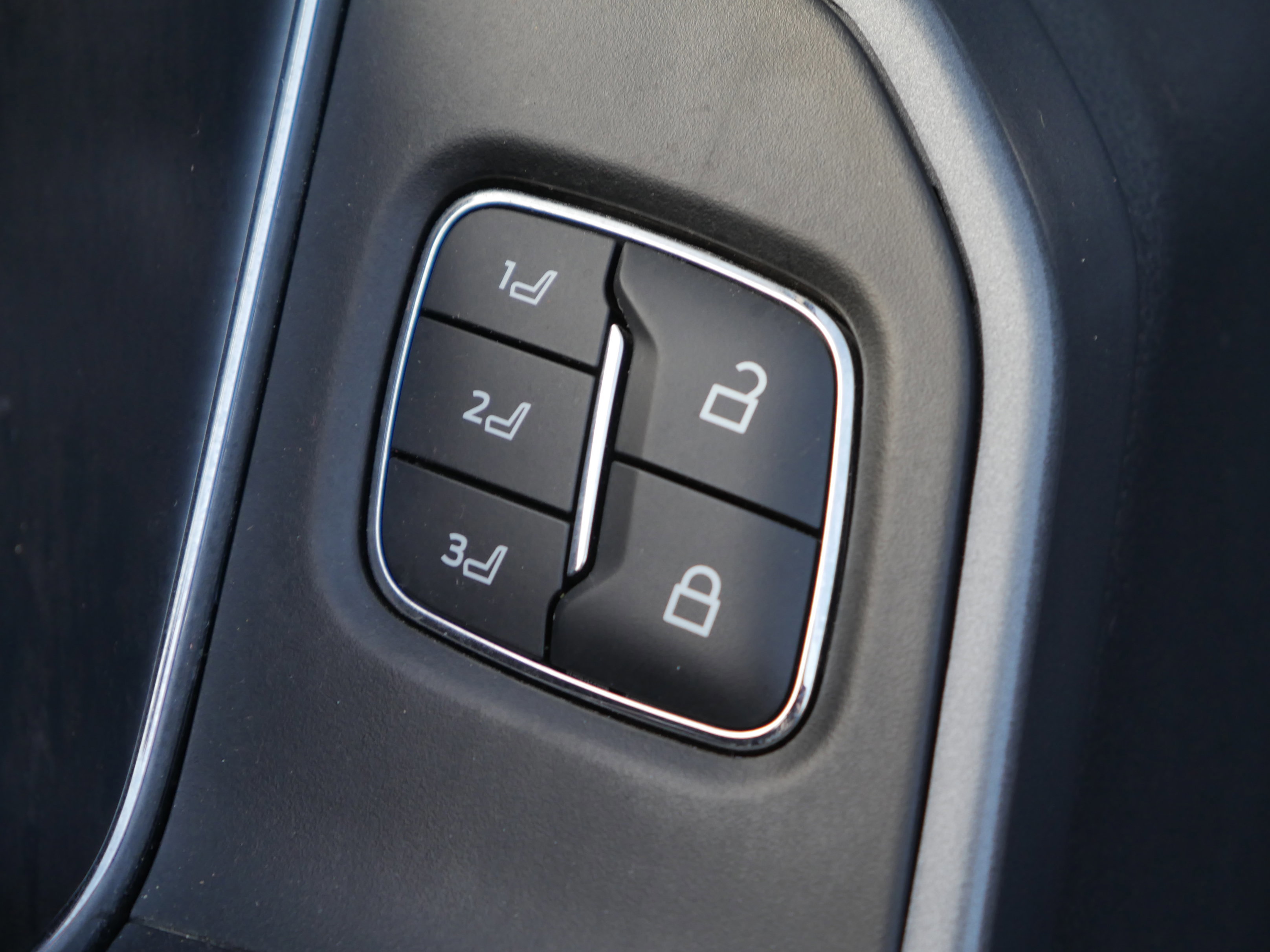 Certified 2023 Ford F250 Lariat w/ Lariat Ultimate Package image 43