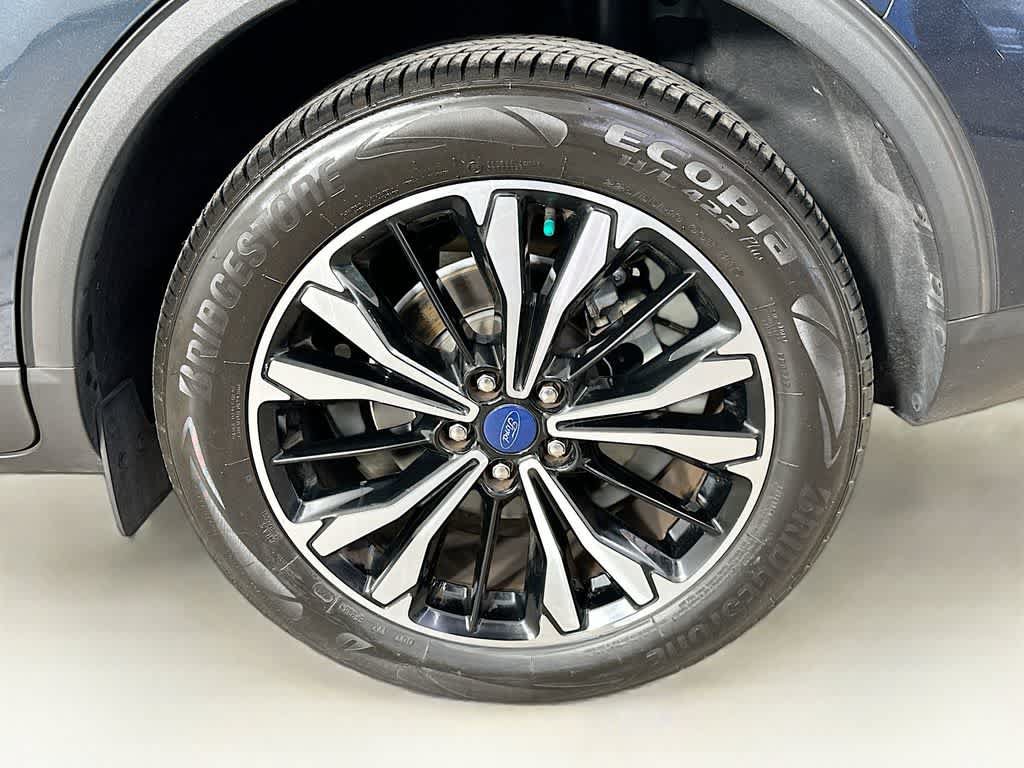 Certified 2022 Ford Escape SE w/ SE Sport Appearance Package FWD image 8