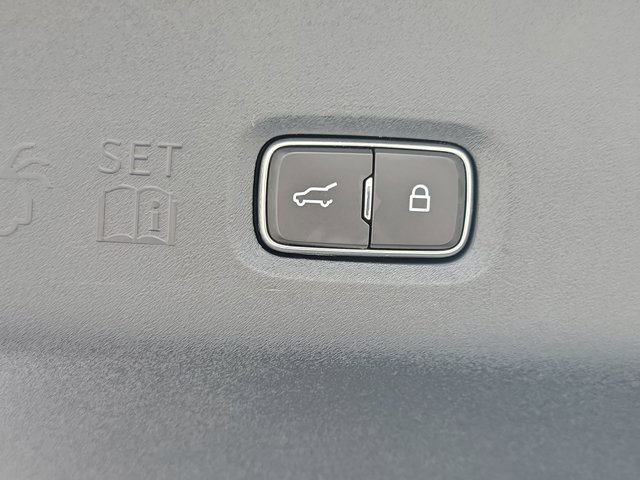 Certified 2025 Ford Expedition Active RWD image 14