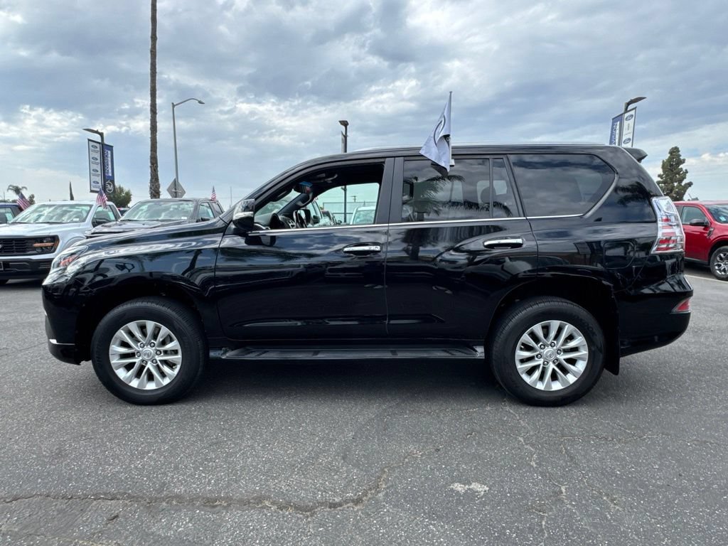 Used 2021 Lexus GX 460 Premium w/ Premium Package AWD/4WD image 7