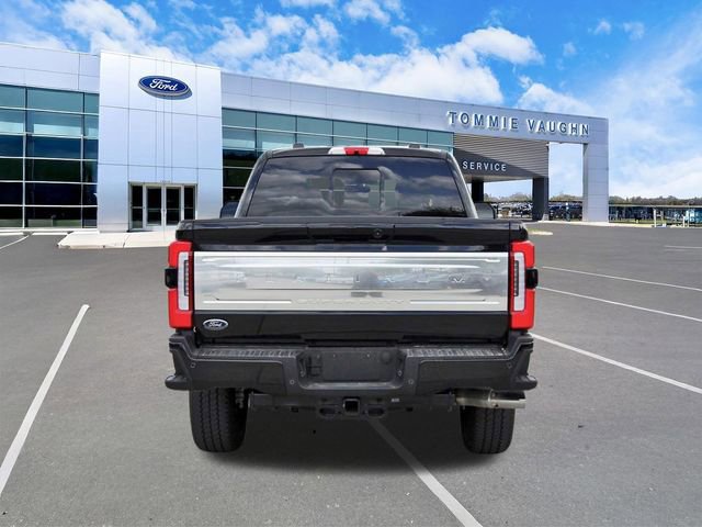 Certified 2026 Ford F250 Platinum w/ Platinum Plus Package AWD/4WD image 3