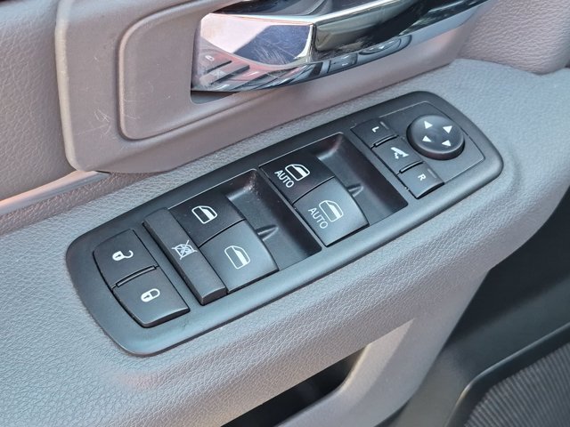 Used 2018 RAM 1500 Big Horn AWD/4WD image 14
