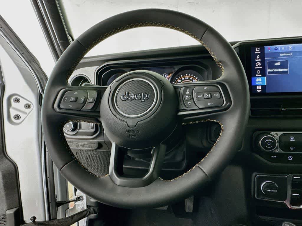 Used 2024 Jeep Wrangler Unlimited Sport AWD/4WD image 16