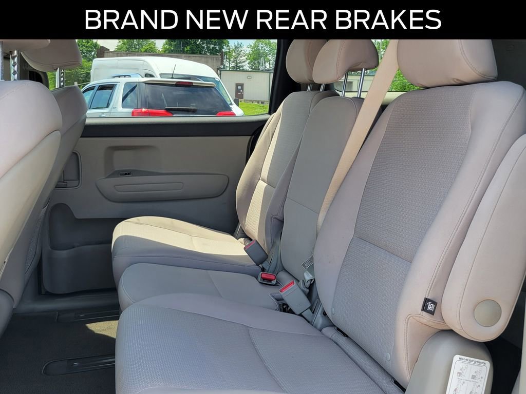 Used 2018 Kia Sedona LX FWD image 10