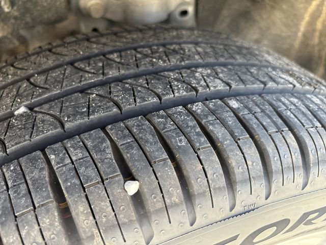 Certified 2022 Ford Explorer Platinum w/ Equipment Group 601A image 62