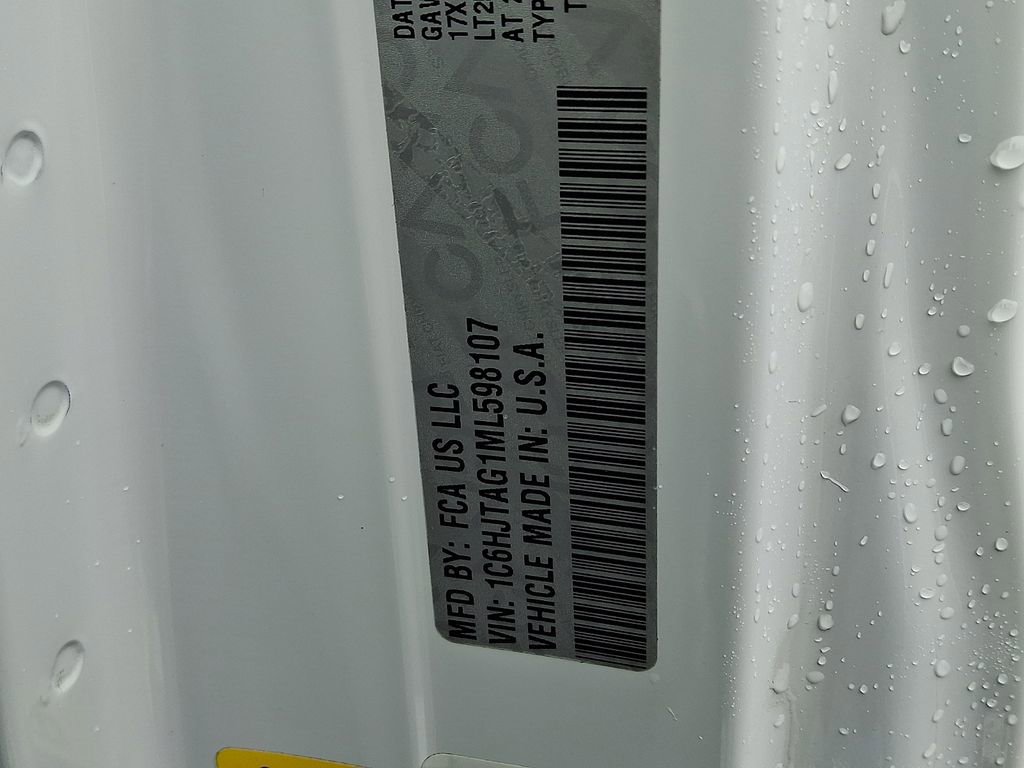 Used 2021 Jeep Gladiator Sport image 25