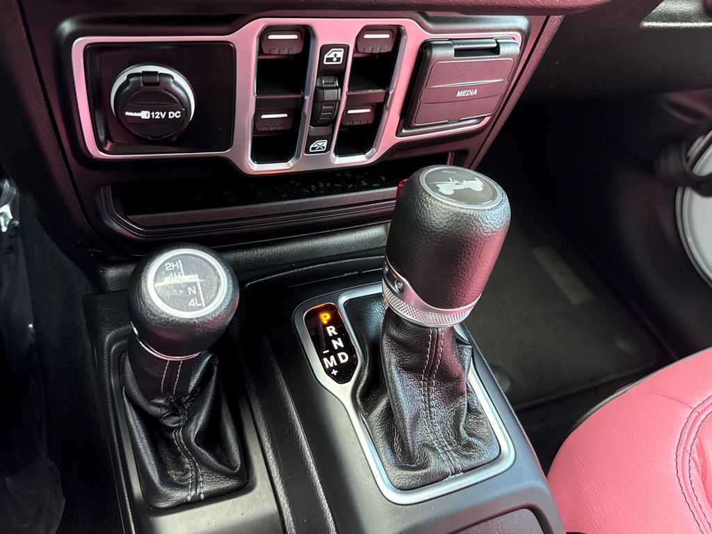 Used 2026 Jeep Wrangler Unlimited Sport AWD/4WD image 22
