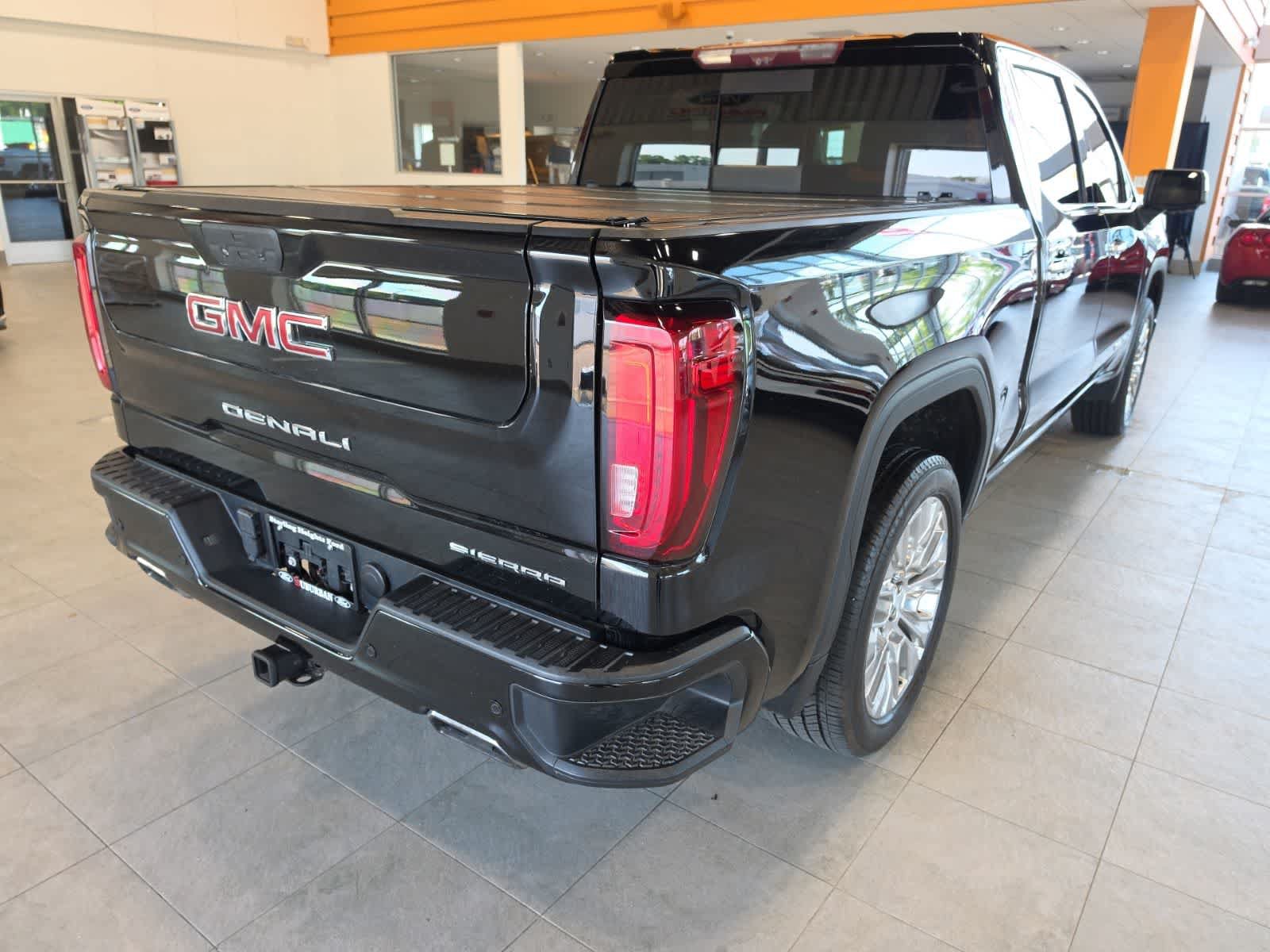 Used 2020 GMC Sierra 1500 Denali w/ Denali Ultimate Package AWD/4WD image 8