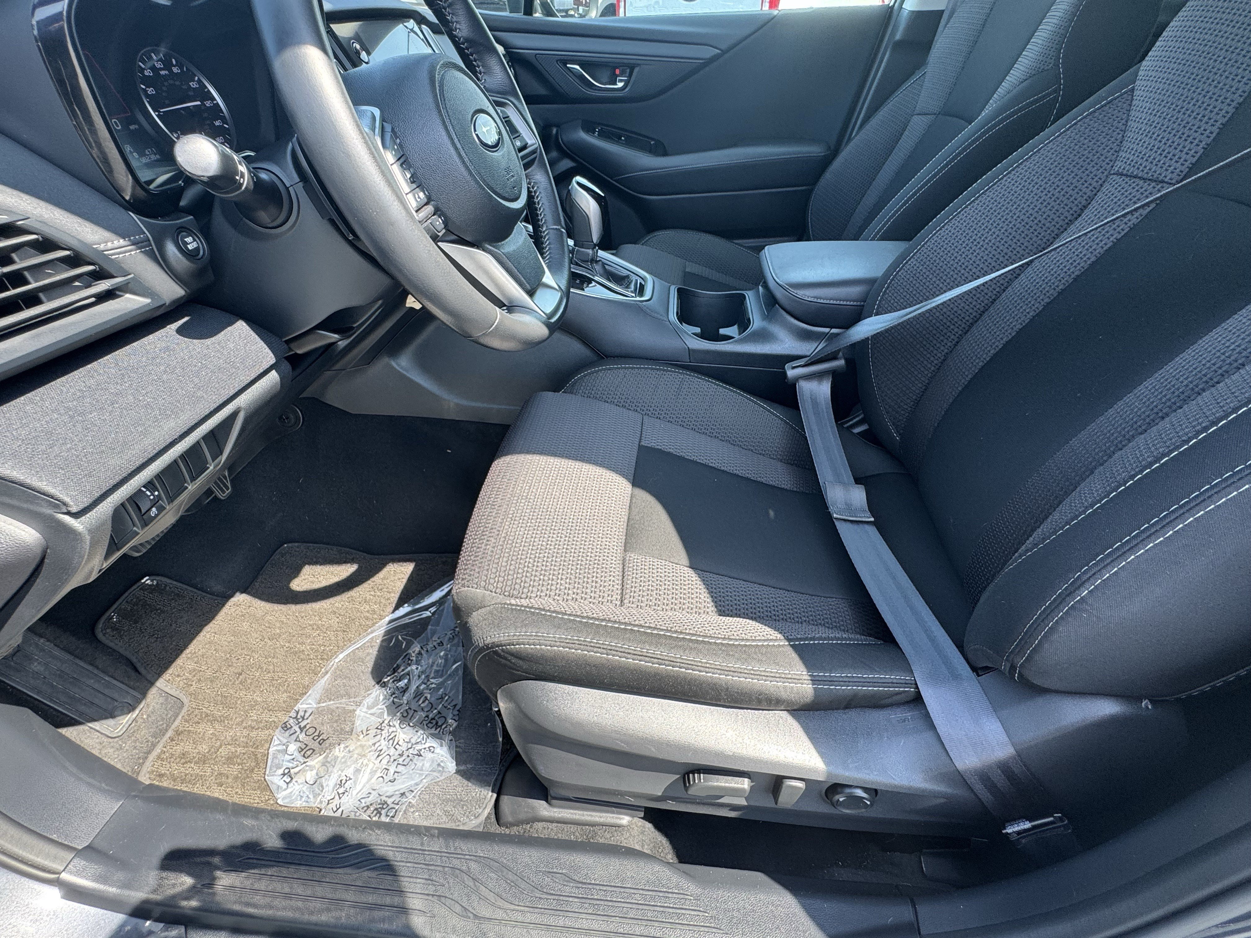 Used 2023 Subaru Outback Premium AWD/4WD image 9