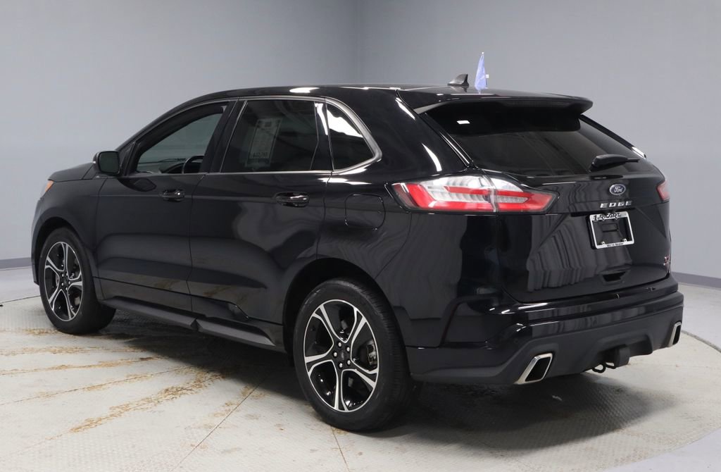 Certified 2023 Ford Edge ST image 9