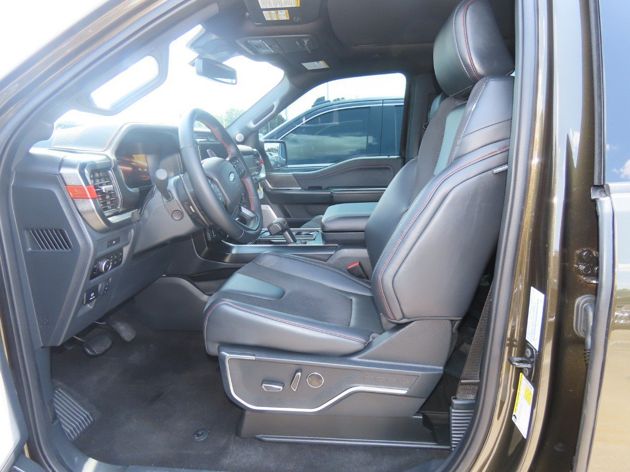 Certified 2025 Ford F150 Raptor AWD/4WD image 19