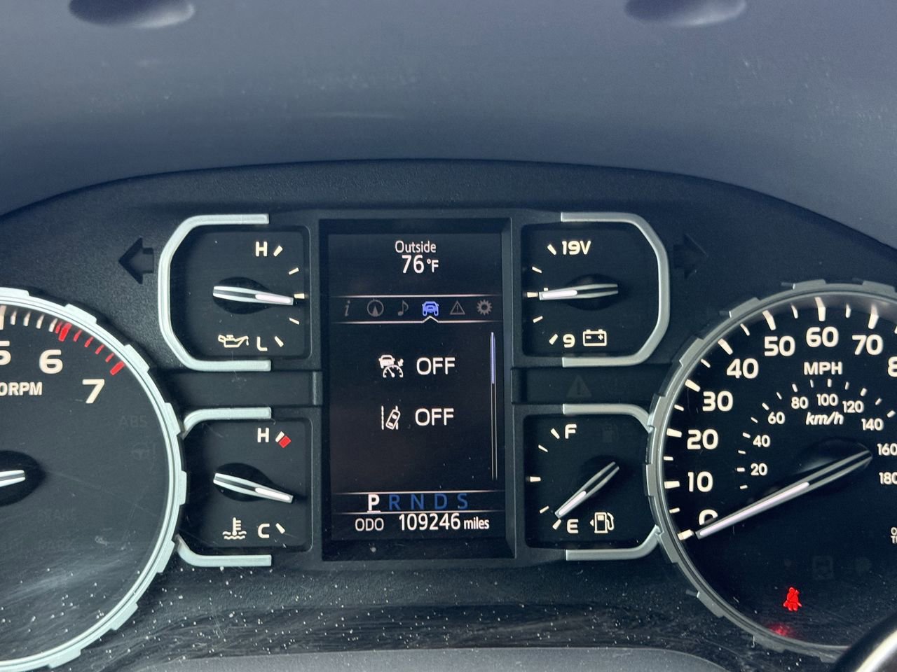 Used 2019 Toyota Tundra SR5 w/ TRD Off Road Package image 16