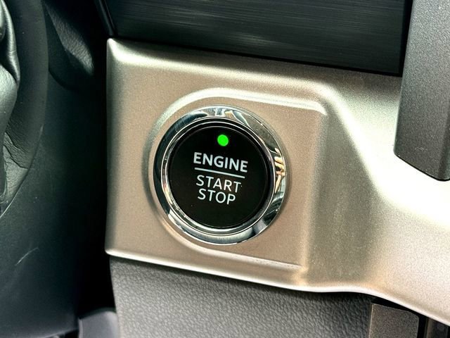 Certified 2021 Ford F150 XLT w/ Equipment Group 302A High image 17